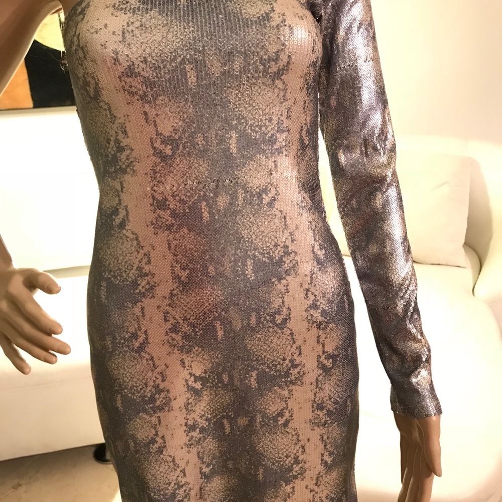 Dress , Snake pattern - Picture 2 of 5